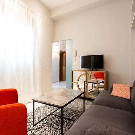 Bonito En Planta Primera Apartamento *